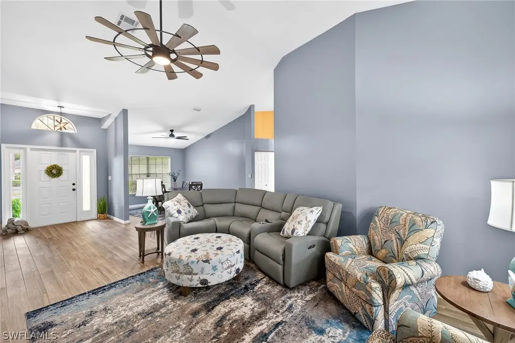 390 Saint Andrews Boulevard Naples FL 34113