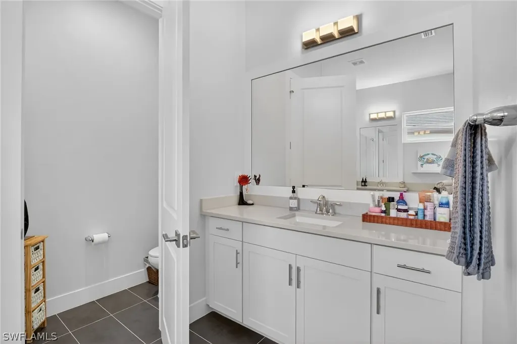 3778 Sapphire Cove Circle Naples FL 34114