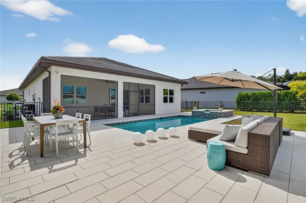 3778 Sapphire Cove Circle Naples FL 34114