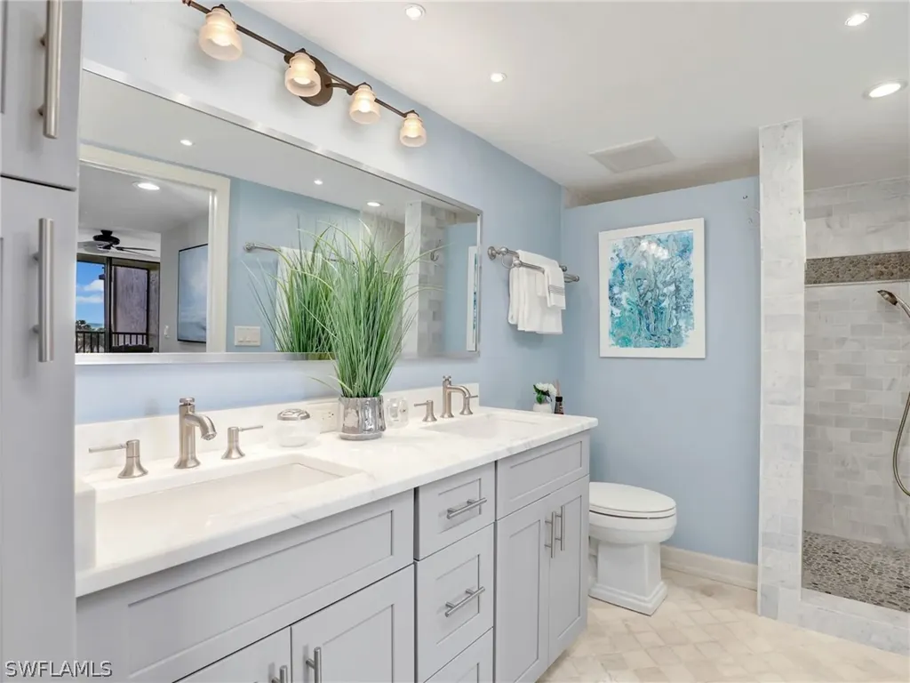 11030 Gulf Shore Drive Naples FL 34108