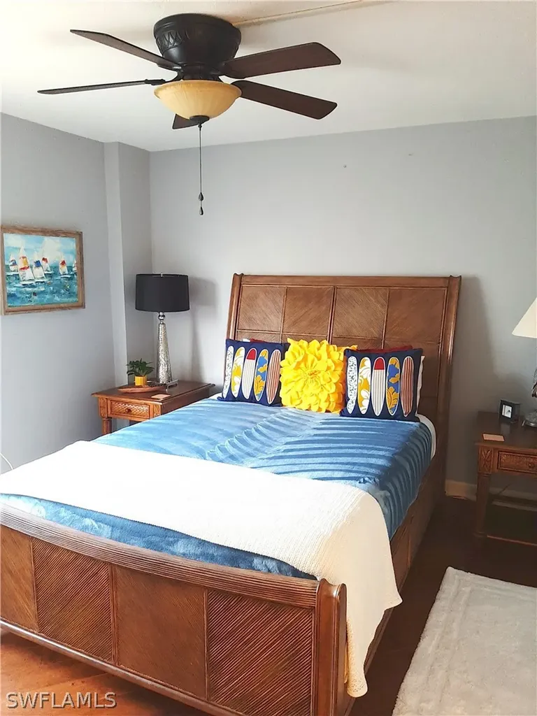 11030 Gulf Shore Drive Naples FL 34108