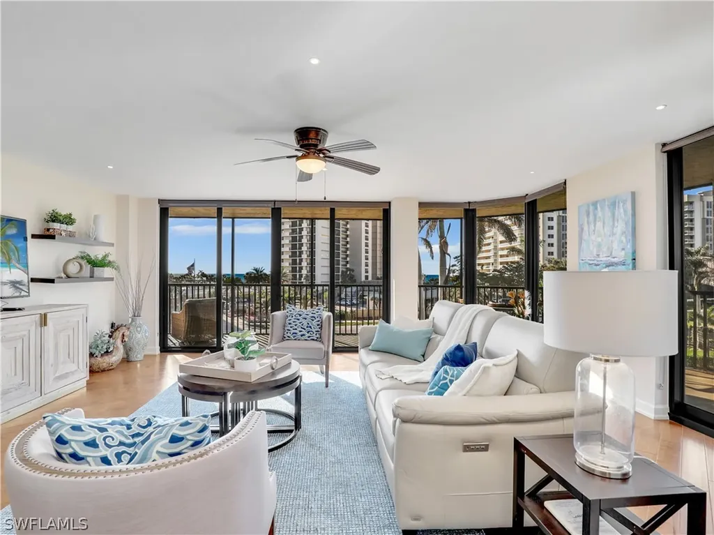 11030 Gulf Shore Drive Naples FL 34108