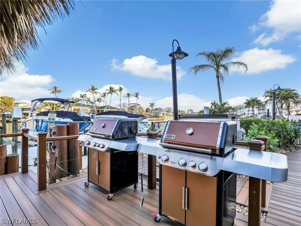 11030 Gulf Shore Drive Naples FL 34108
