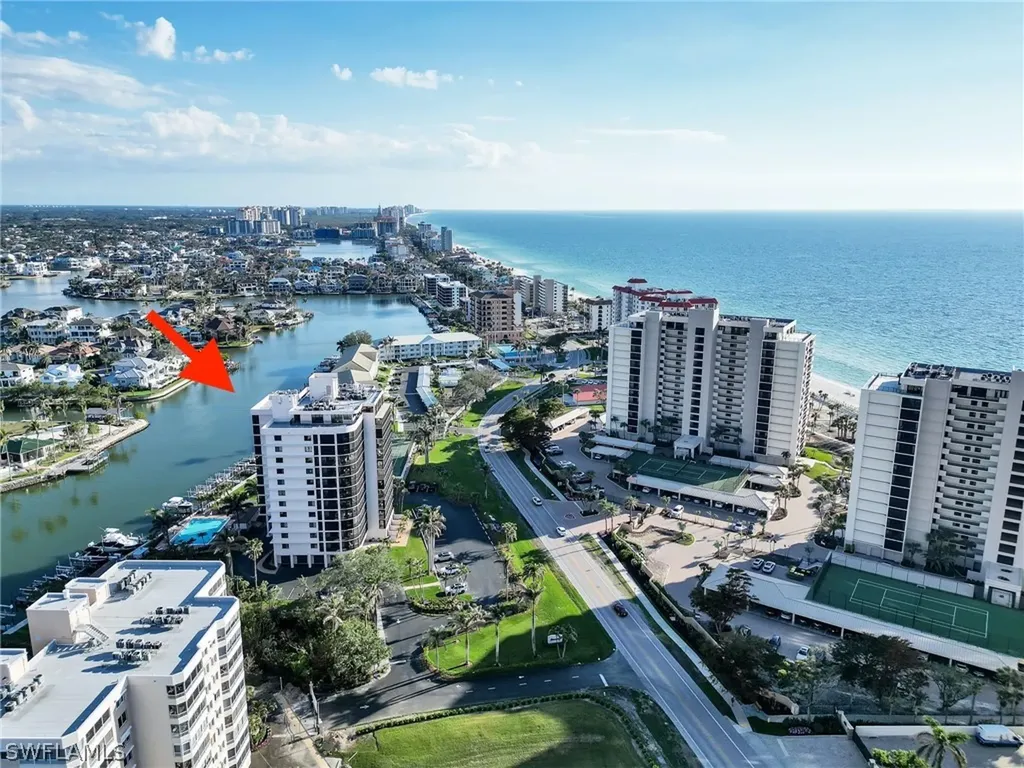11030 Gulf Shore Drive Naples FL 34108