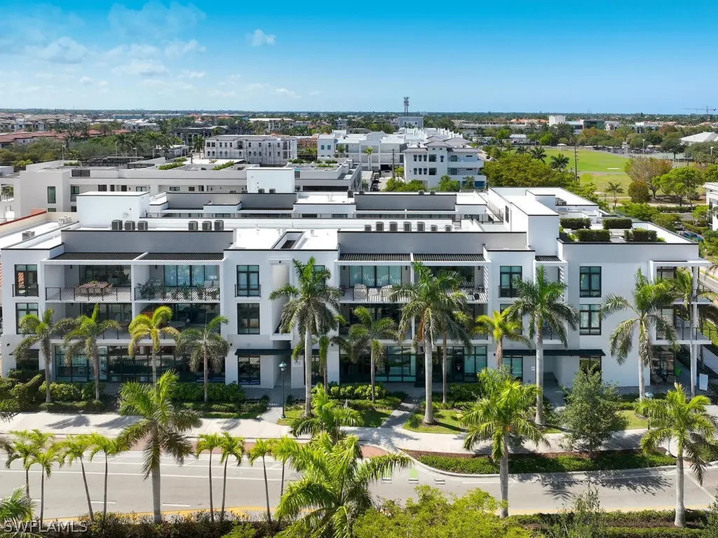 850 Central Avenue Naples FL 34102