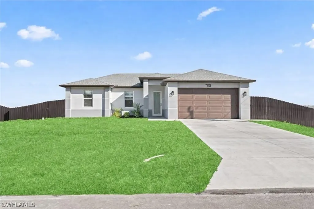 25 Diplomat Parkway E Cape Coral FL 33909