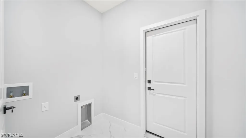 25 Diplomat Parkway E Cape Coral FL 33909
