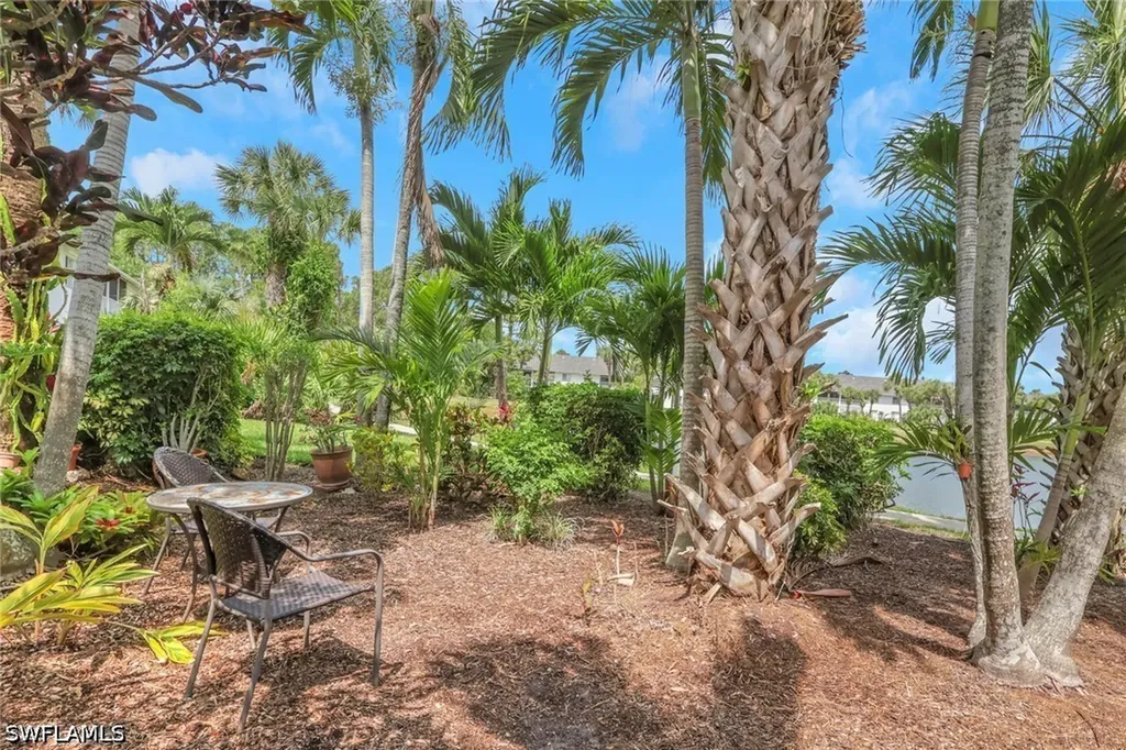 121 Gabriel Circle Naples FL 34104