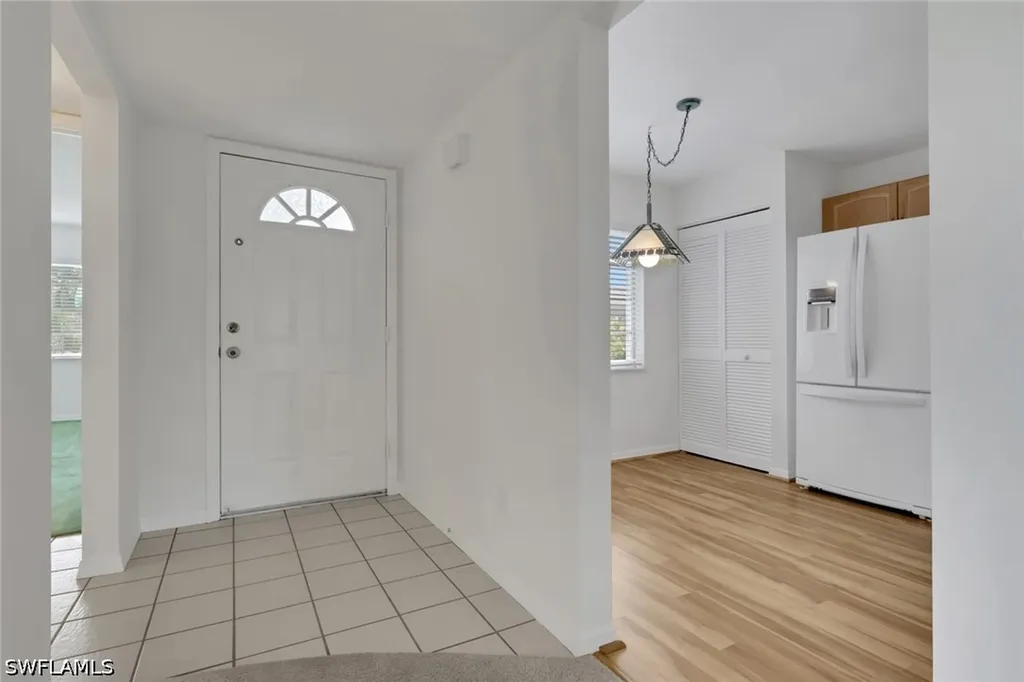 121 Gabriel Circle Naples FL 34104
