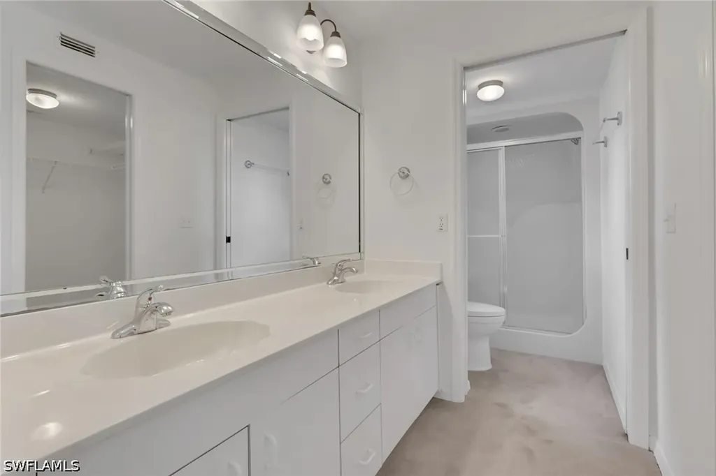 121 Gabriel Circle Naples FL 34104
