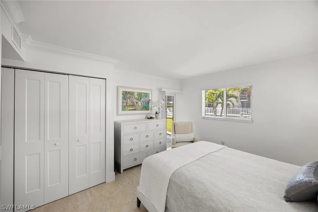 1417 Chesapeake Avenue Naples FL 34102
