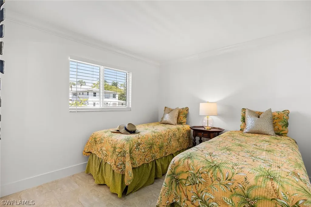 1417 Chesapeake Avenue Naples FL 34102
