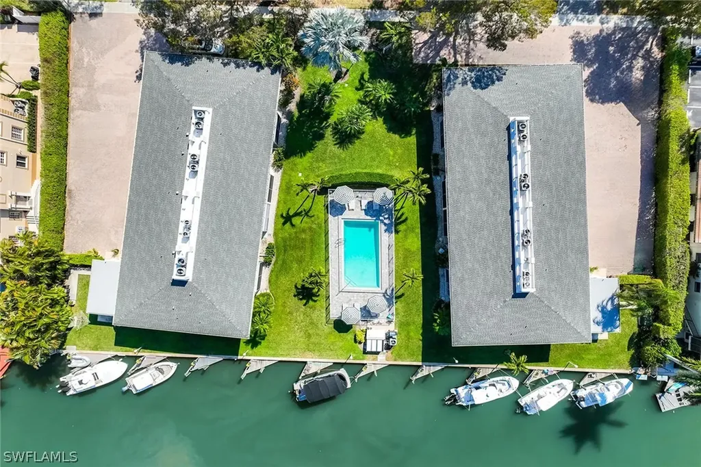 1417 Chesapeake Avenue Naples FL 34102