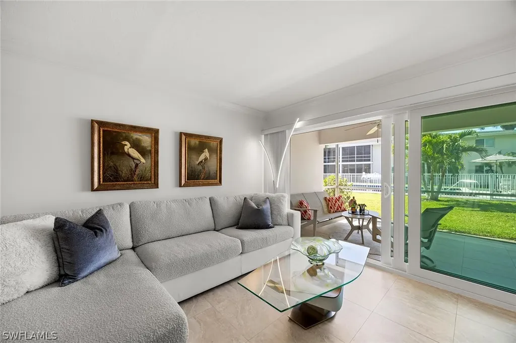 1417 Chesapeake Avenue Naples FL 34102