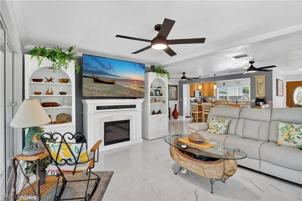 1324 Thompson Street North Fort Myers FL 33903