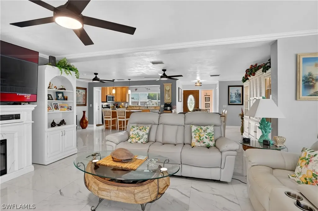 1324 Thompson Street North Fort Myers FL 33903