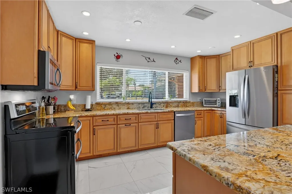 1324 Thompson Street North Fort Myers FL 33903
