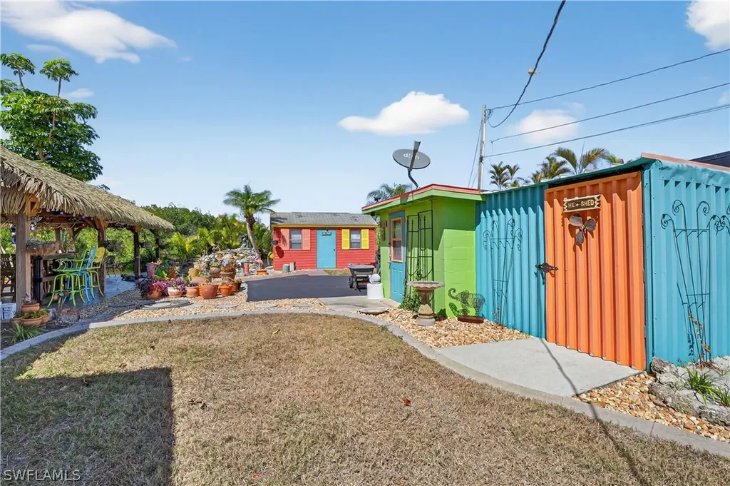 1324 Thompson Street North Fort Myers FL 33903