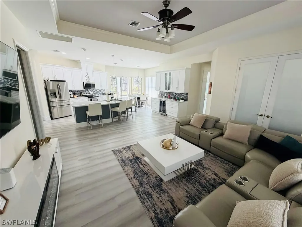 3960 1st Avenue NW Naples FL 34119