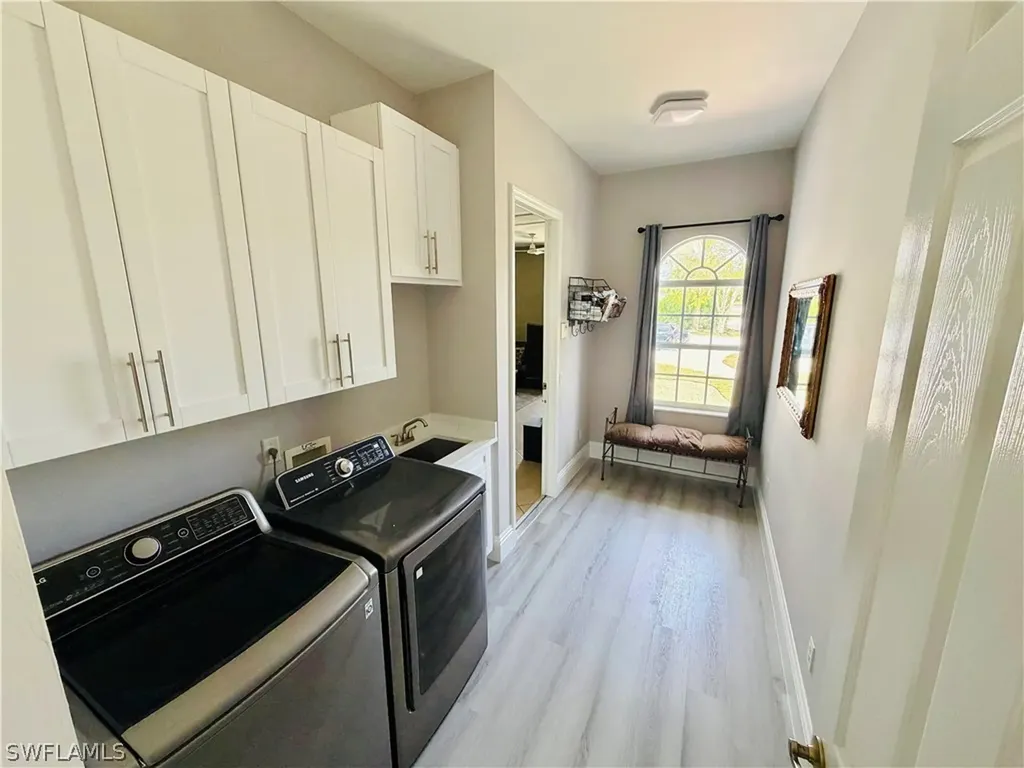 3960 1st Avenue NW Naples FL 34119
