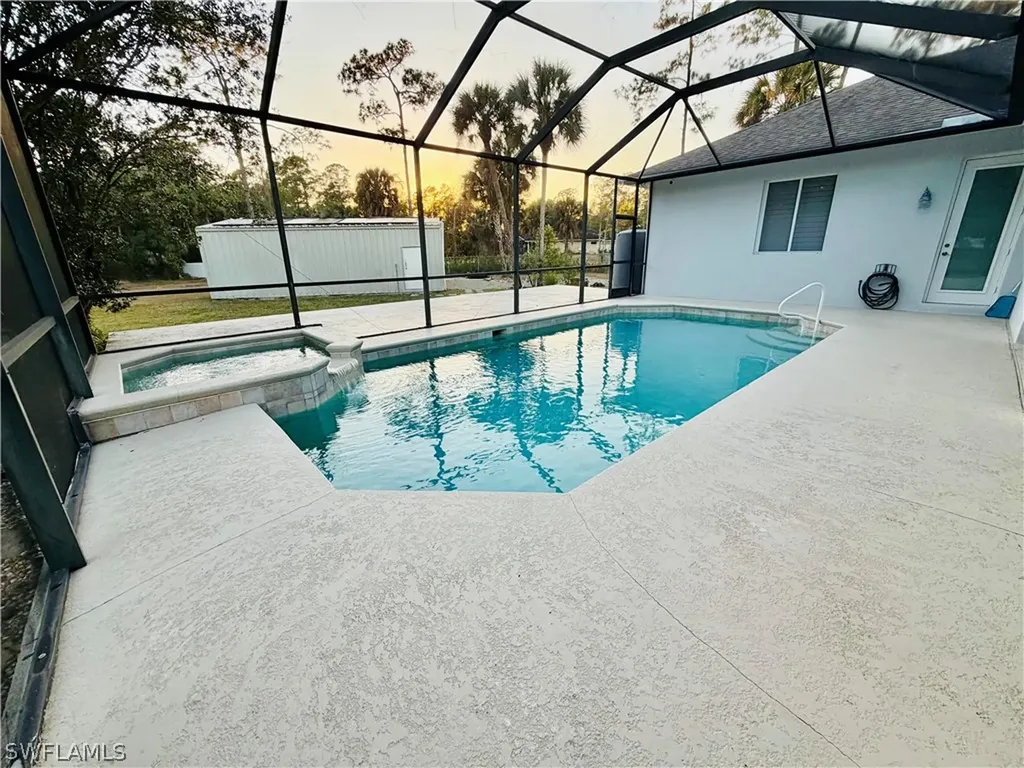 3960 1st Avenue NW Naples FL 34119