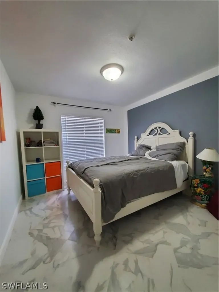 326 Dover Place Naples FL 34104