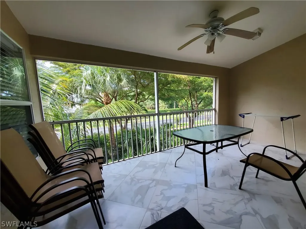 326 Dover Place Naples FL 34104
