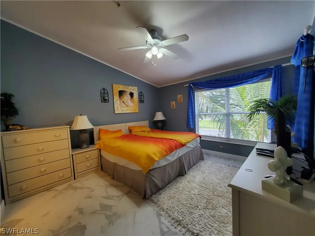 326 Dover Place Naples FL 34104
