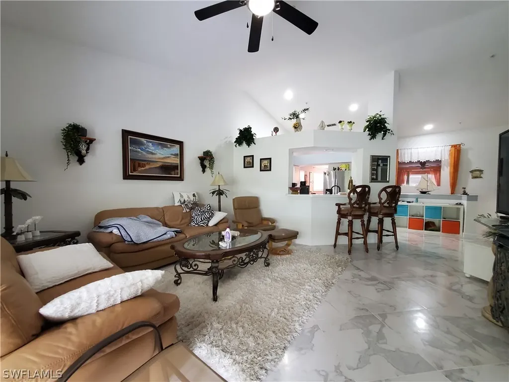 326 Dover Place Naples FL 34104