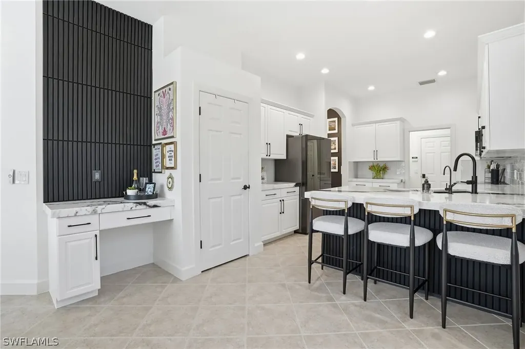 16129 Parque Lane Naples FL 34110