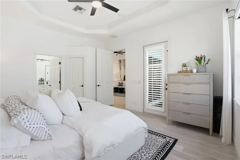 16129 Parque Lane Naples FL 34110