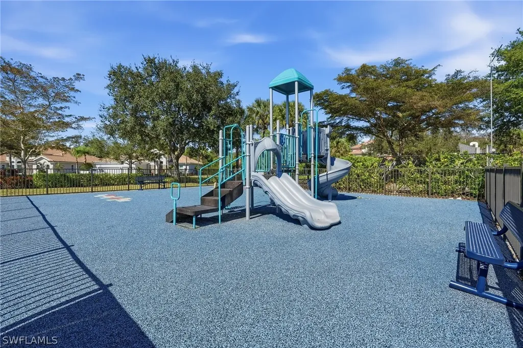 16129 Parque Lane Naples FL 34110