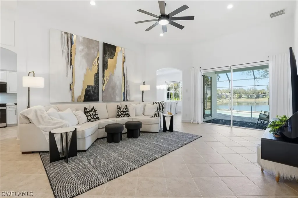 16129 Parque Lane Naples FL 34110