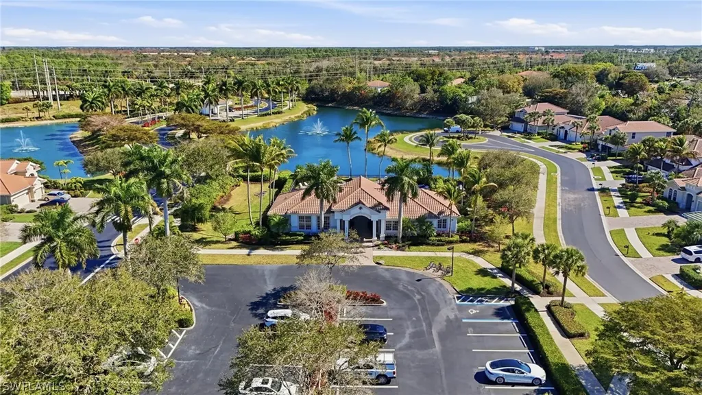 16129 Parque Lane Naples FL 34110