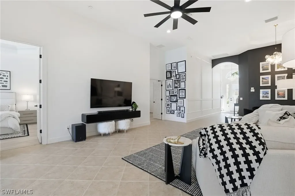 16129 Parque Lane Naples FL 34110