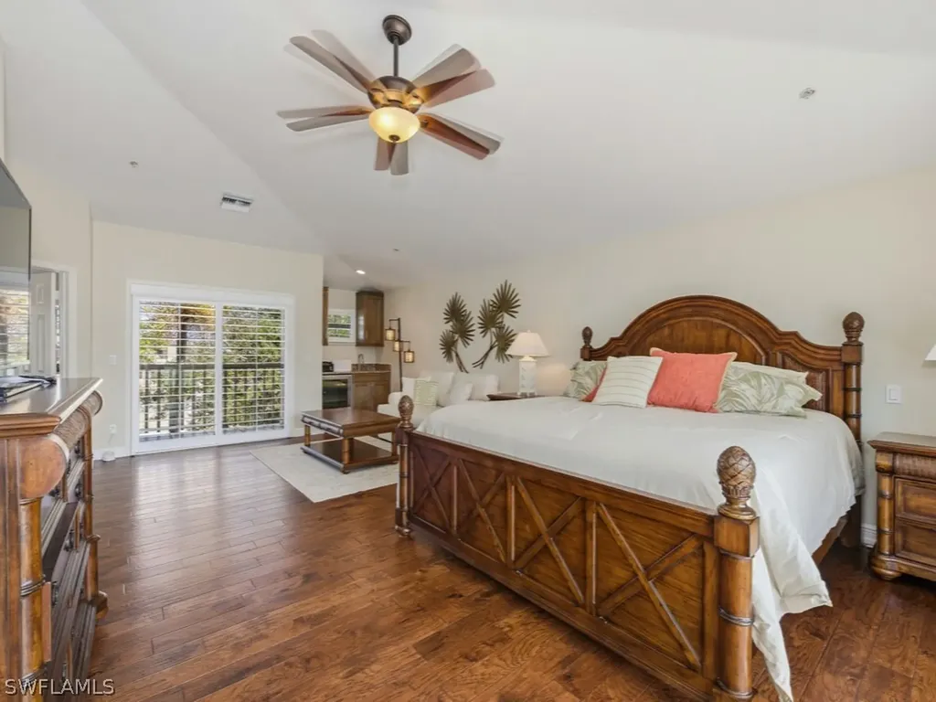 390 Oak Avenue Naples FL 34108