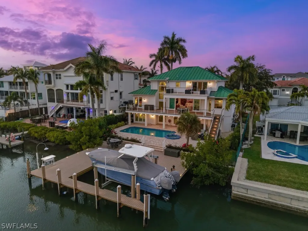 390 Oak Avenue Naples FL 34108