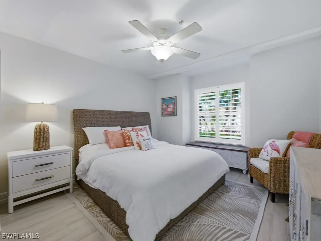 390 Oak Avenue Naples FL 34108
