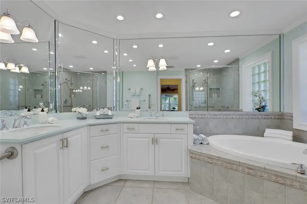 318 Burning Tree Drive Naples FL 34105