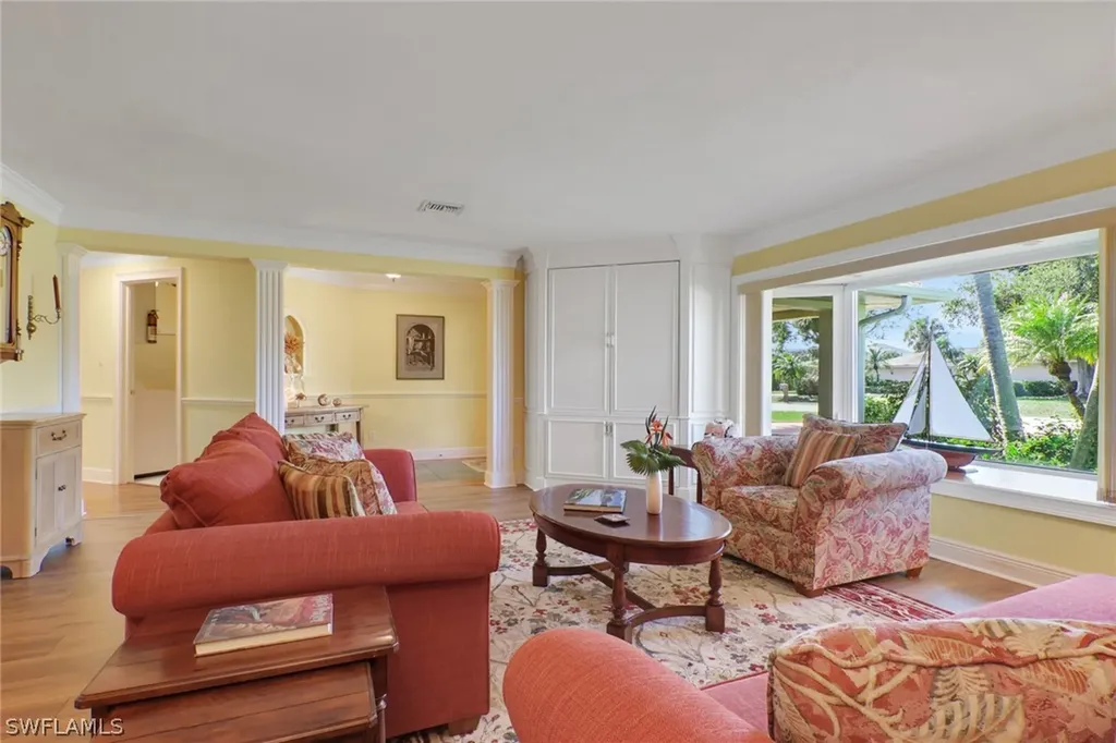 318 Burning Tree Drive Naples FL 34105