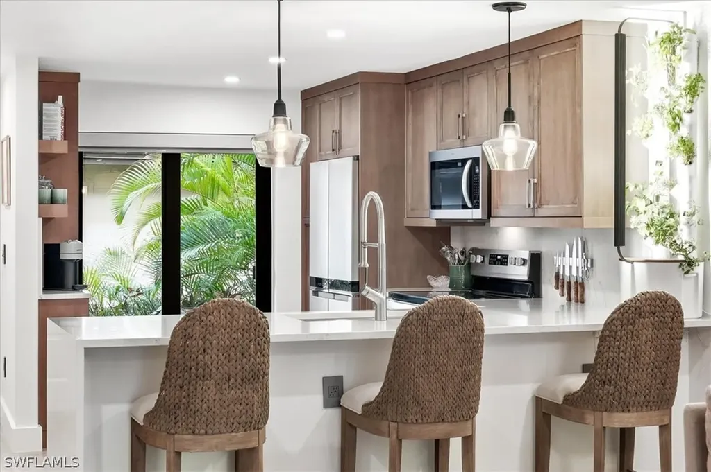 3219 Horse Carriage Way Naples FL 34105