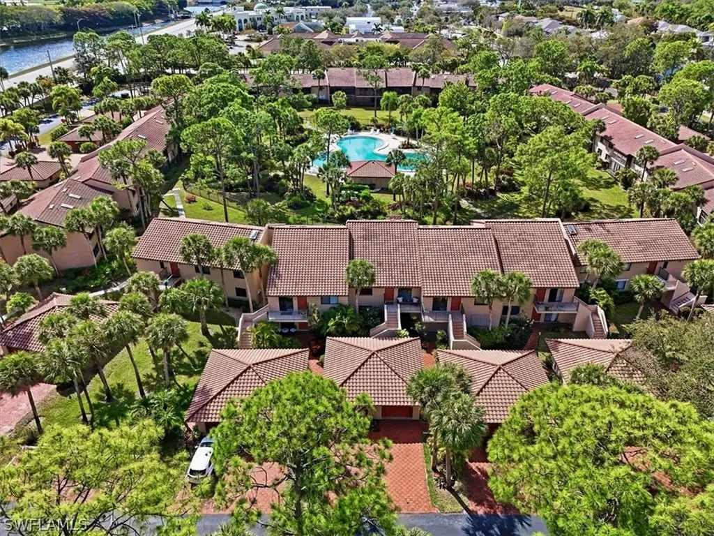 3219 Horse Carriage Way Naples FL 34105