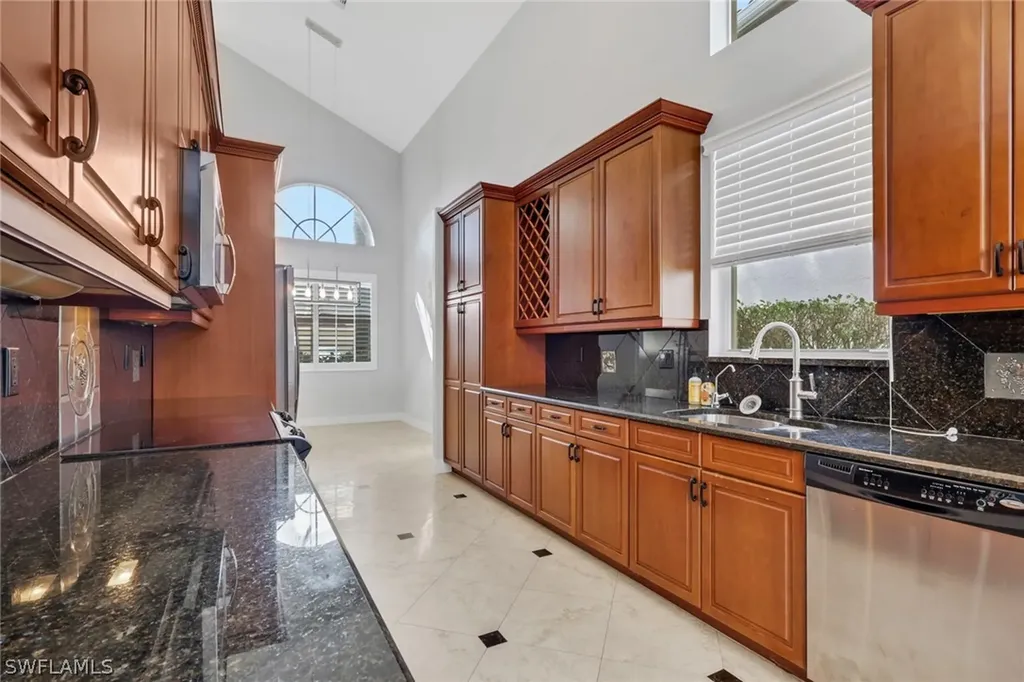 2137 Isla De Palma Circle Naples FL 34119