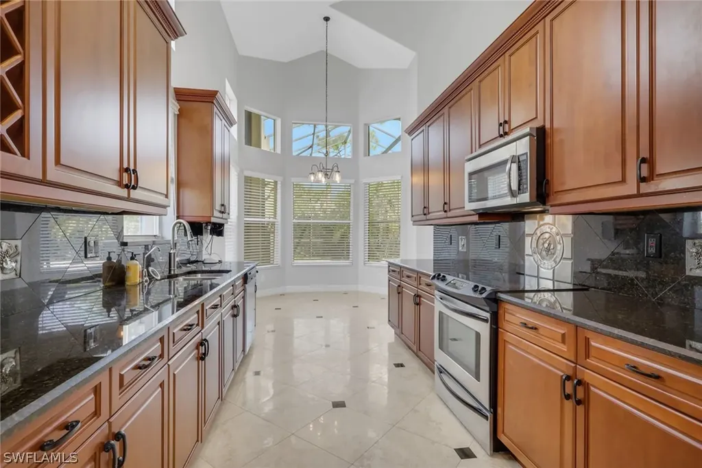 2137 Isla De Palma Circle Naples FL 34119
