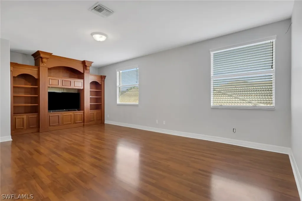 2137 Isla De Palma Circle Naples FL 34119