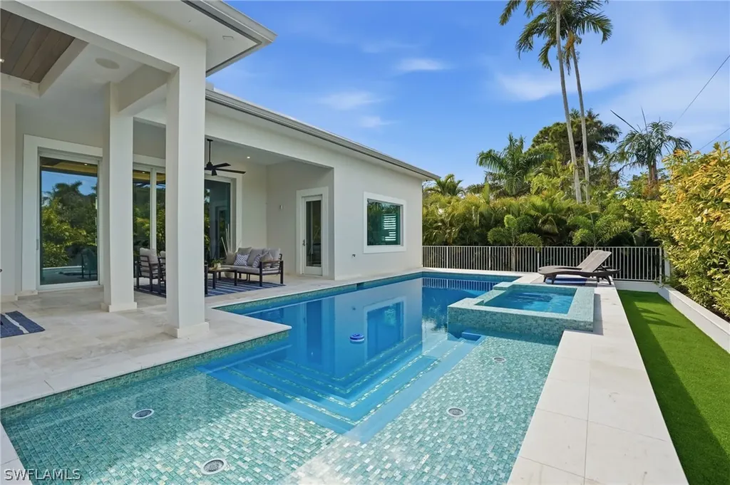 1159 Cypress Woods Drive Naples FL 34103
