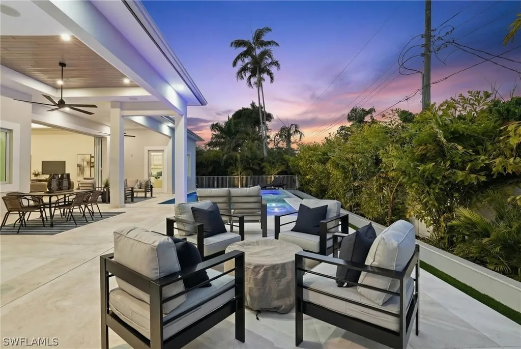 1159 Cypress Woods Drive Naples FL 34103