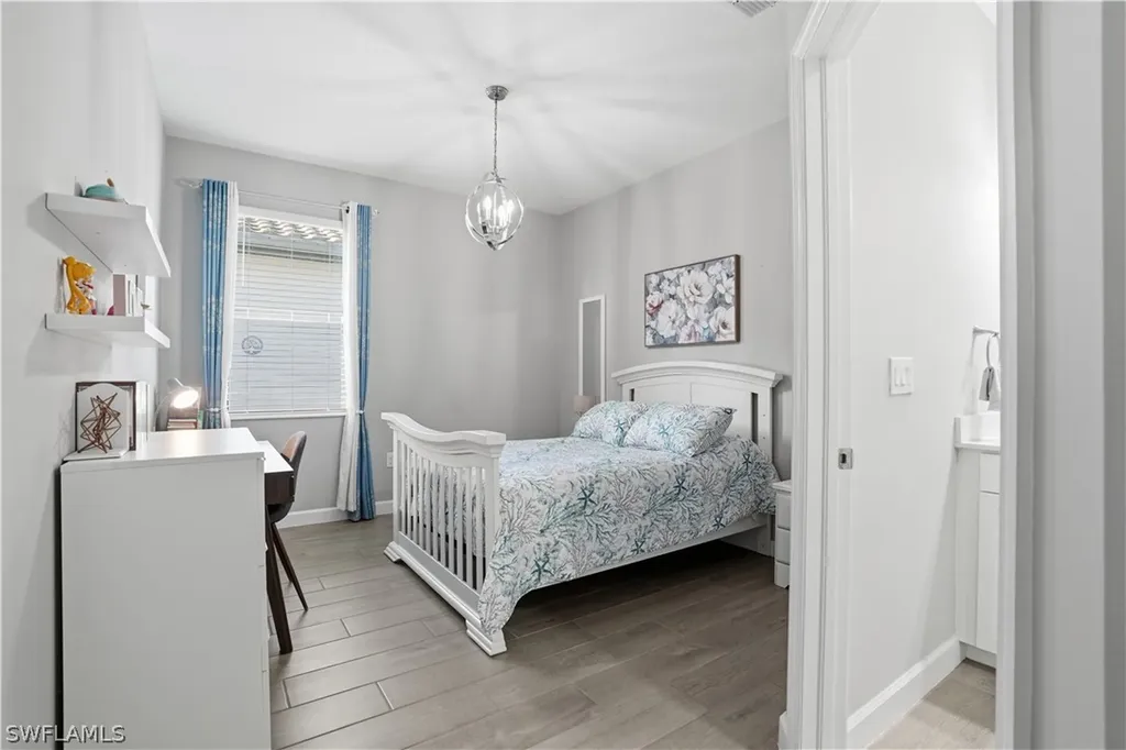 1384 Birdie Drive Naples FL 34120