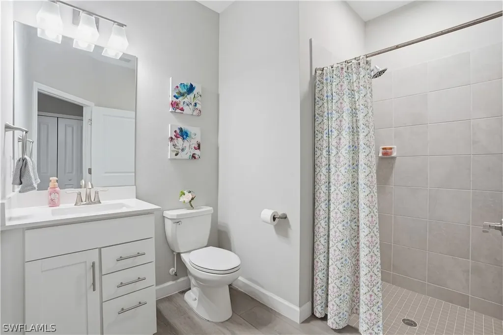 1384 Birdie Drive Naples FL 34120