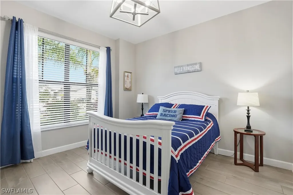 1384 Birdie Drive Naples FL 34120